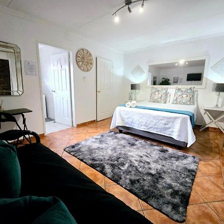 Zhantique Guest House 1- Unit 5 Boksburg Eksteriør billede