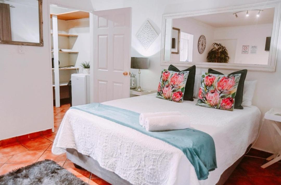 Zhantique Guest House 1- Unit 5 Boksburg Eksteriør billede