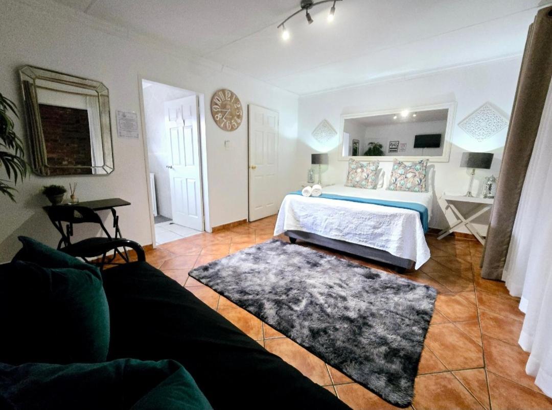Zhantique Guest House 1- Unit 5 Boksburg Eksteriør billede