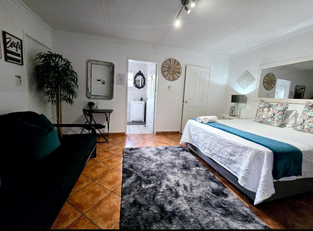 Zhantique Guest House 1- Unit 5 Boksburg Eksteriør billede